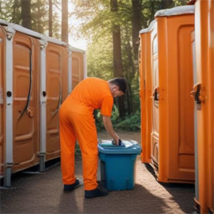 Porta Potty Cleaning Service